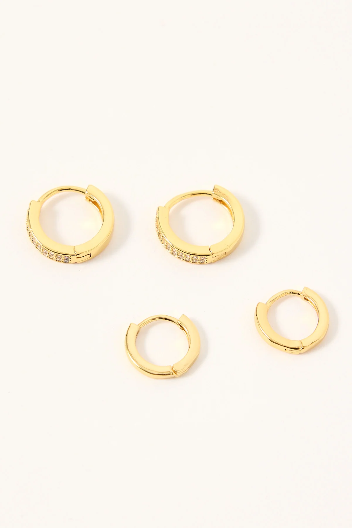 Token Felicity Diamante Huggie 2 Pack Gold - Image 2