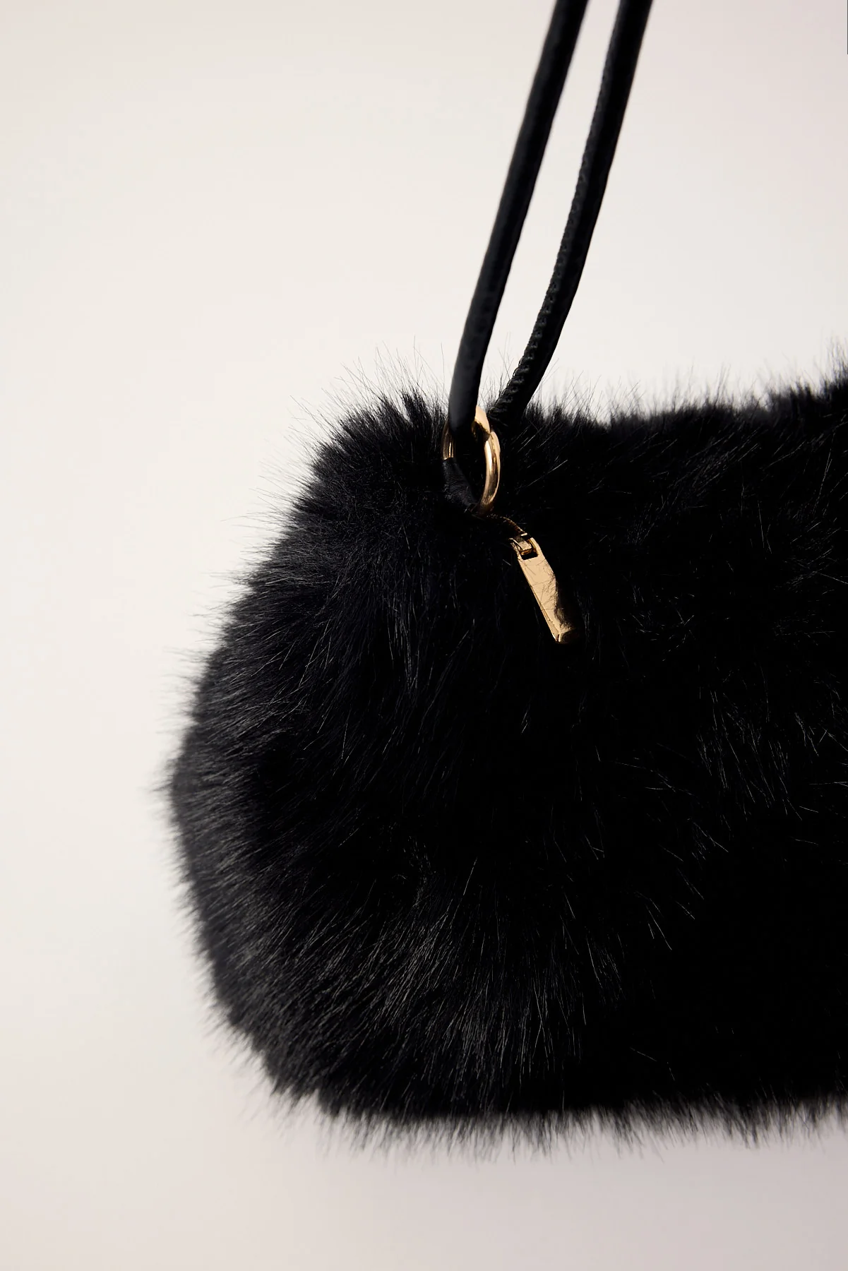 Token Glacial Faux Fur Bag Black - Image 2