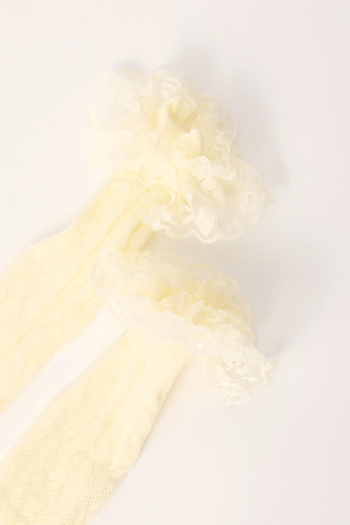 Token Lace Frilly Sock Butter - Image 2