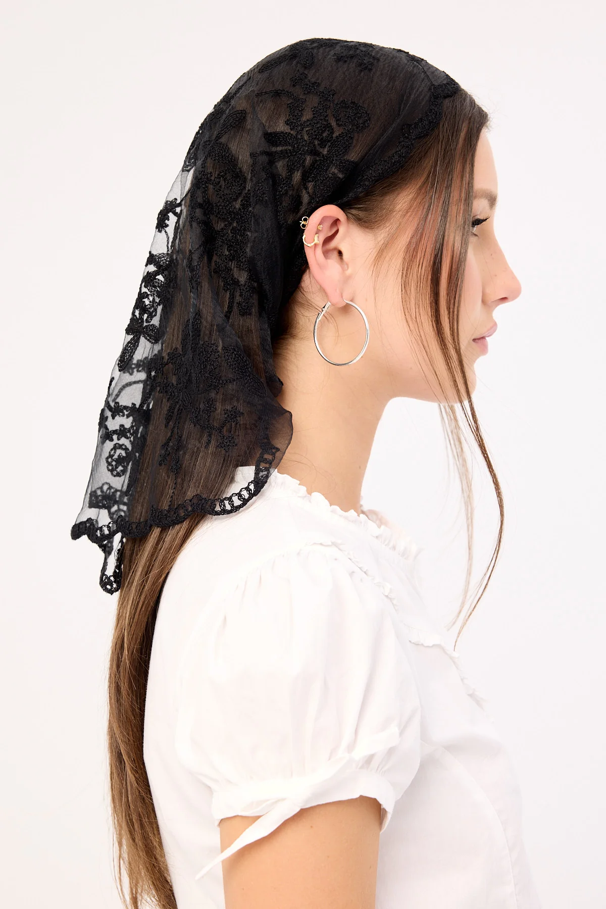 Token Lace Headscarf Black - Image 5