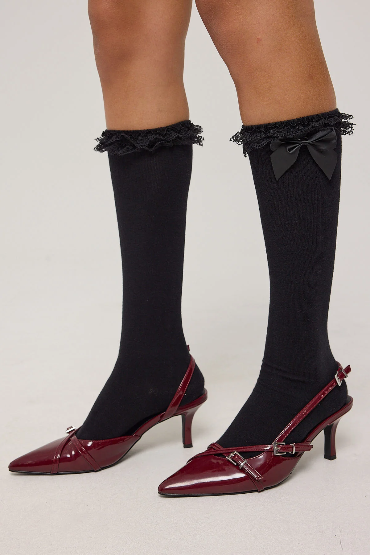 Token Lace Long Bow Frill Sock Black - Image 3