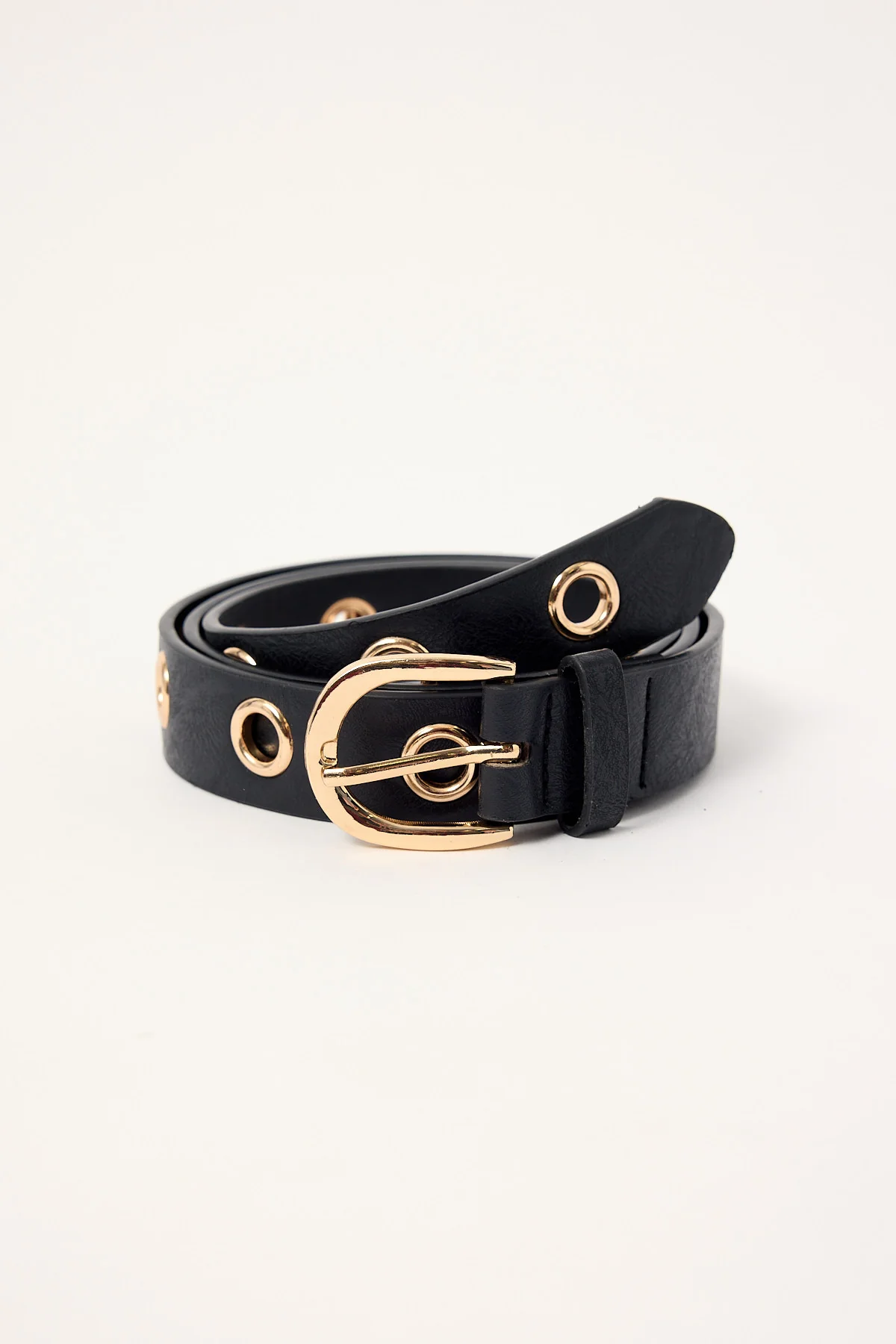 Token Latch Eyelet Belt Black - Image 2