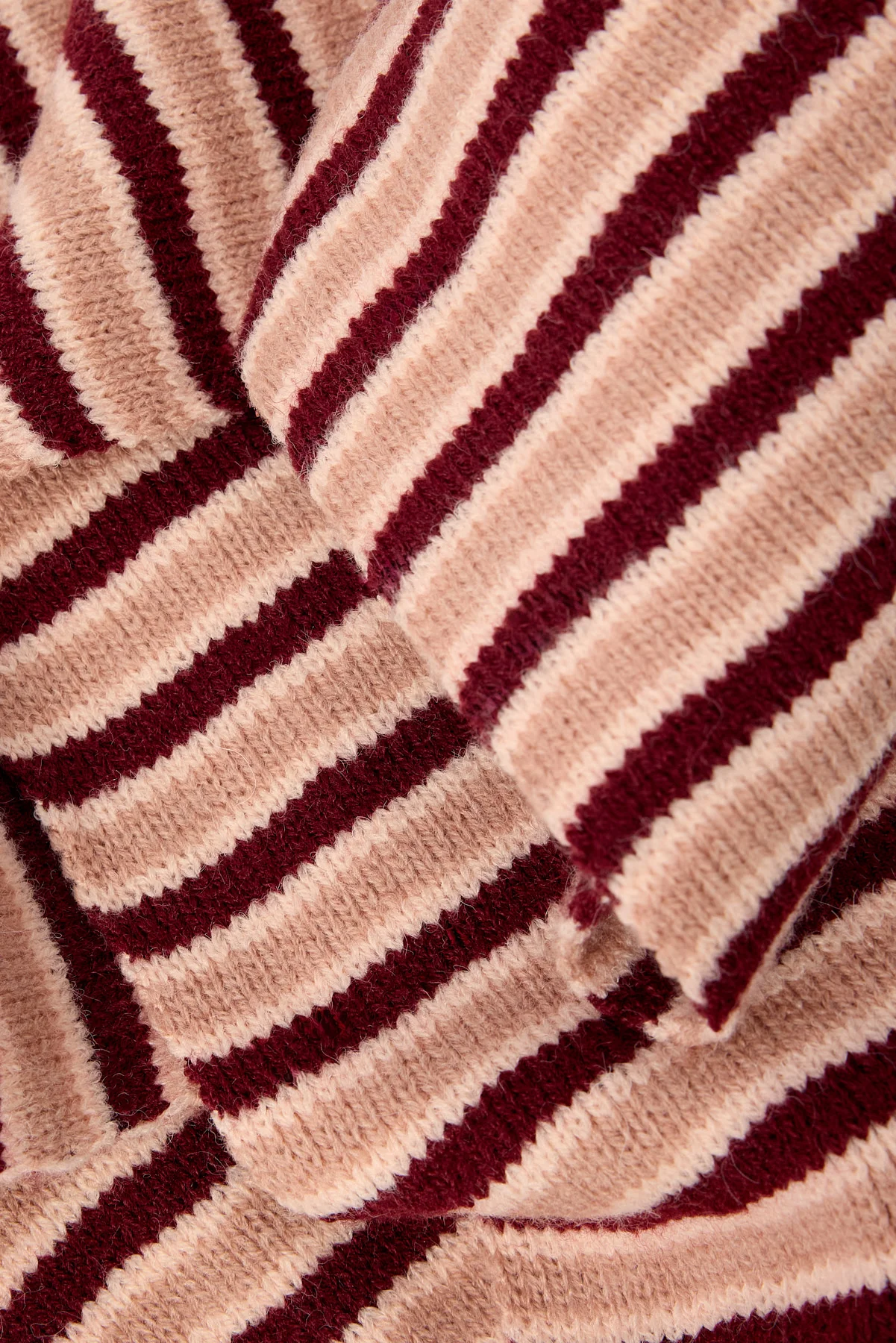 Token Stripe Knit Scarf Pink - Image 2