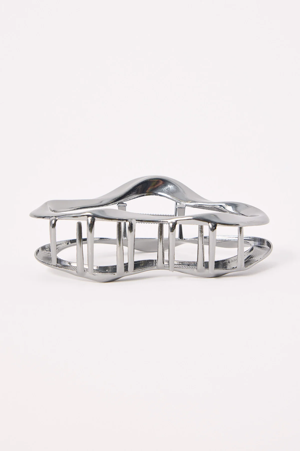 Token Wave Claw Clip Gunmetal - Image 3