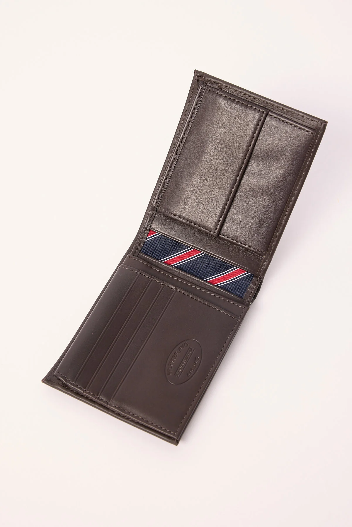 Tommy Jeans Eton Flap Pocket Wallet Brown - Image 3