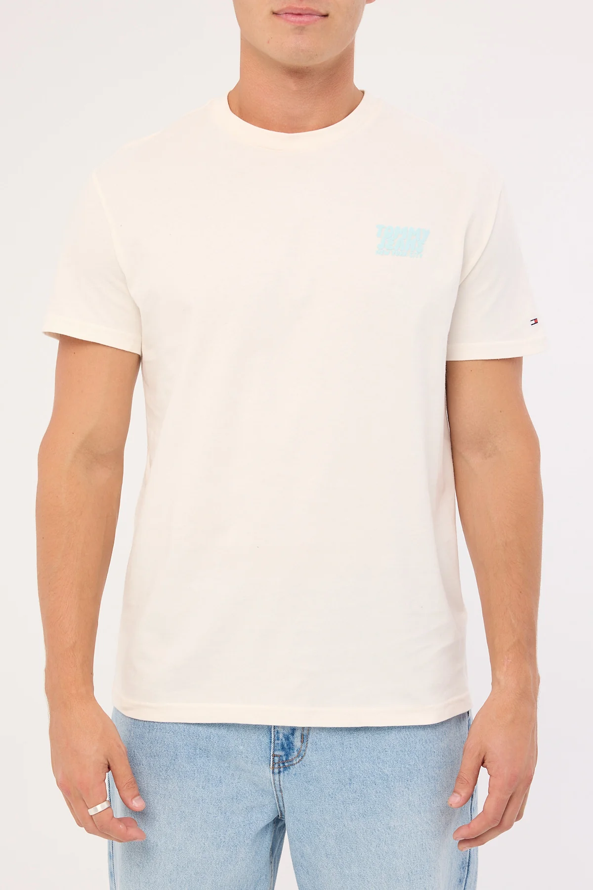 Tommy Jeans Regular Bubble Back Shortsleeve Tee Ancient White - Image 6