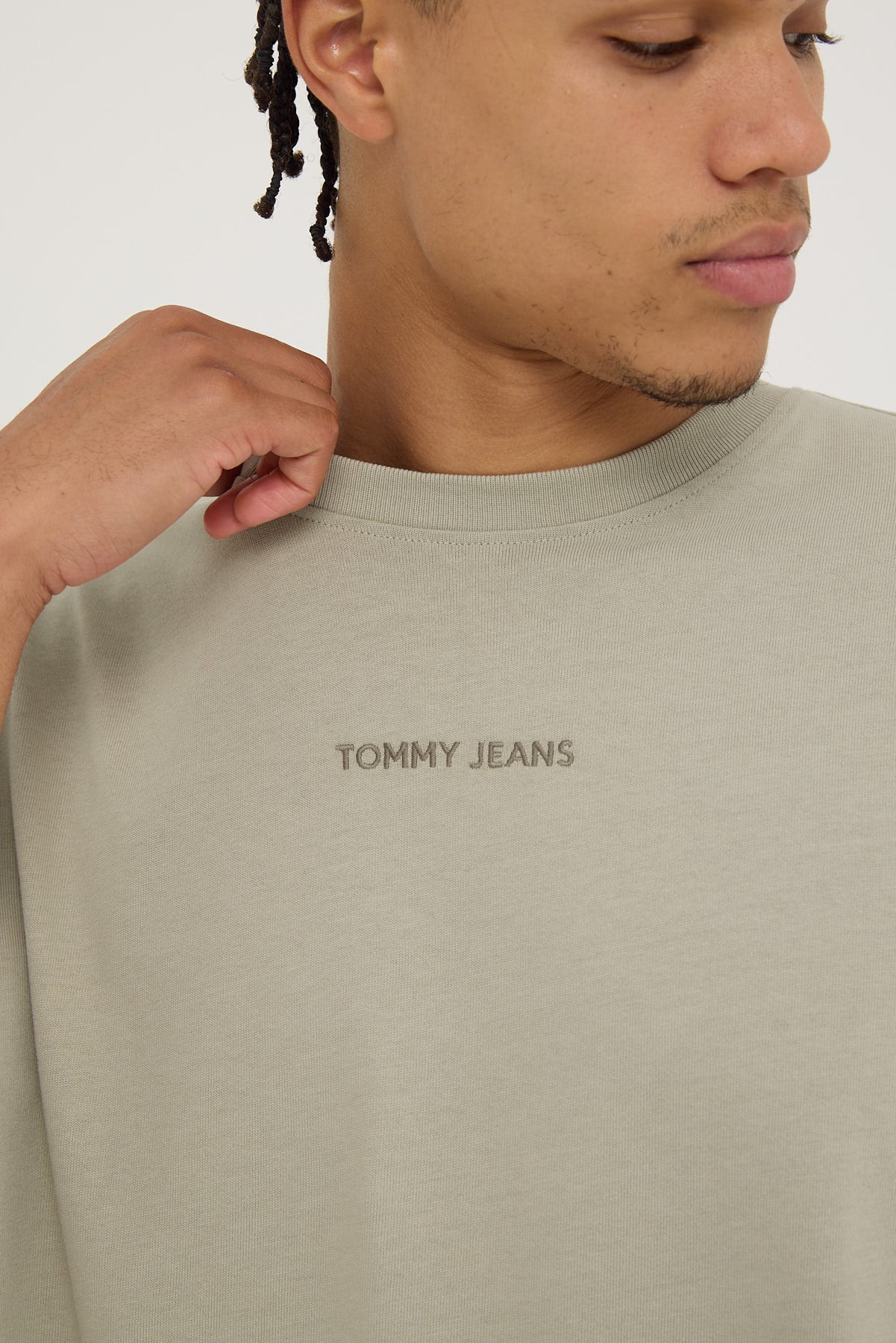 Tommy Jeans Regular S New Classics Tee Faded Willow - Image 4