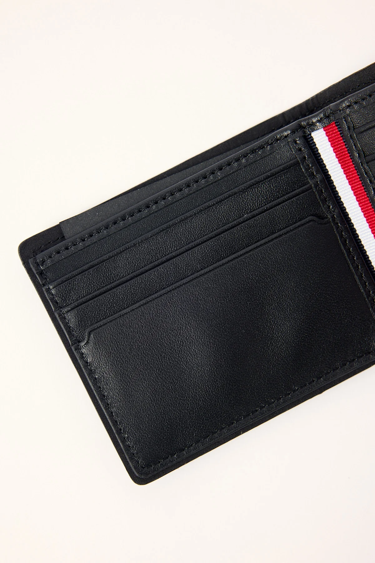 Tommy Jeans TH Corp Mini CC Wallet Black - Image 6