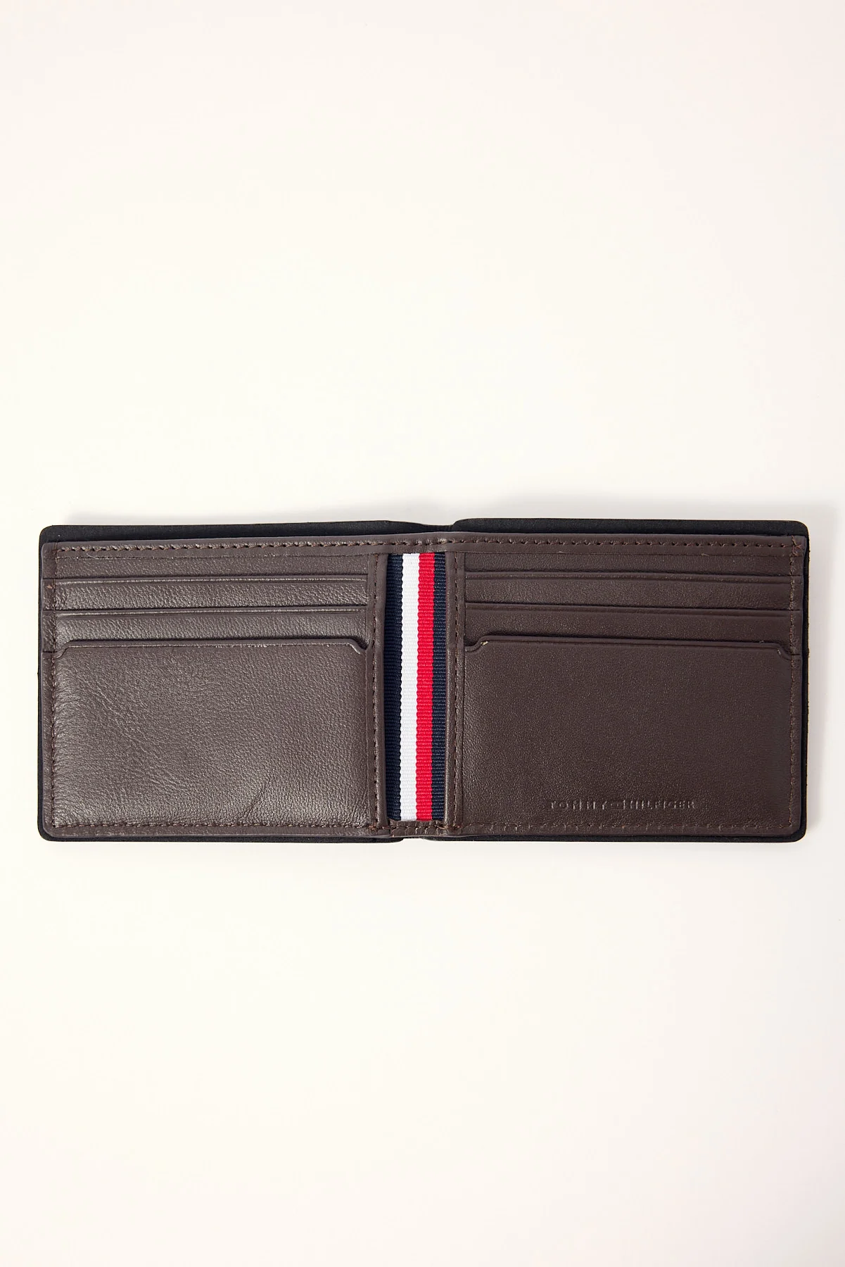 Tommy Jeans TH Corp Mini CC Wallet Coffee Bean - Image 6