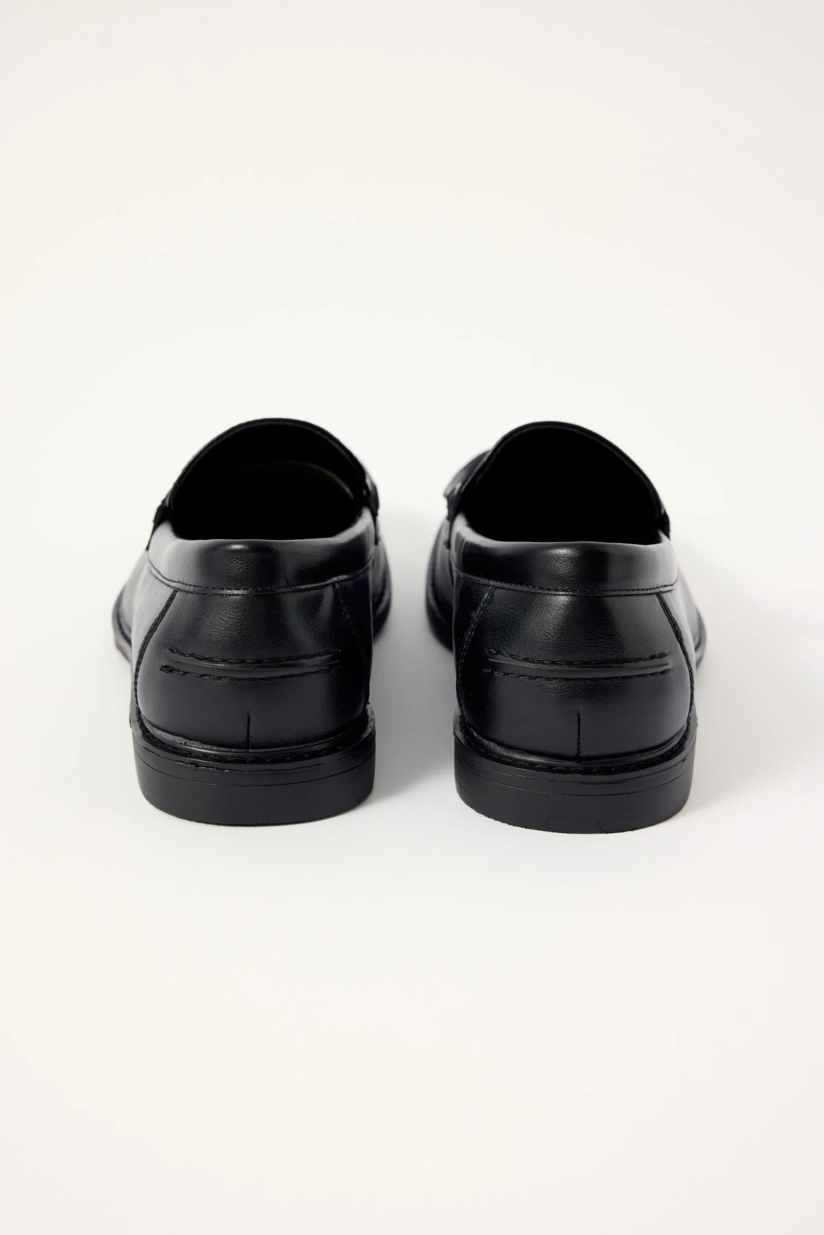 Uncut Hutch Loafer Black PU - Image 3