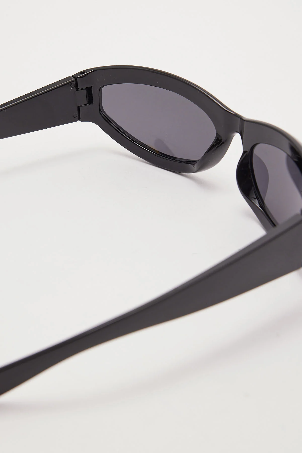Unity Eyewear Check Black - Image 3