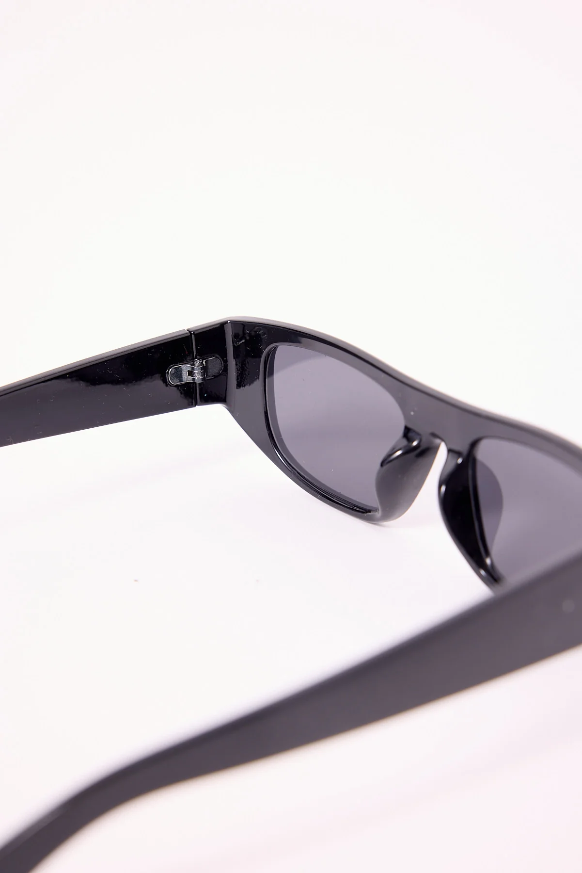 Unity Eyewear Clash Black - Image 3