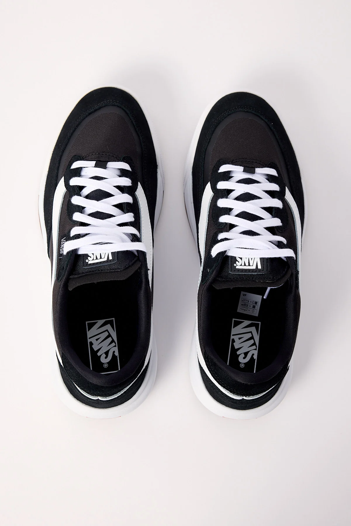 Vans MTE Ultrarange 2.0 SE Sneaker Black White - Image 2