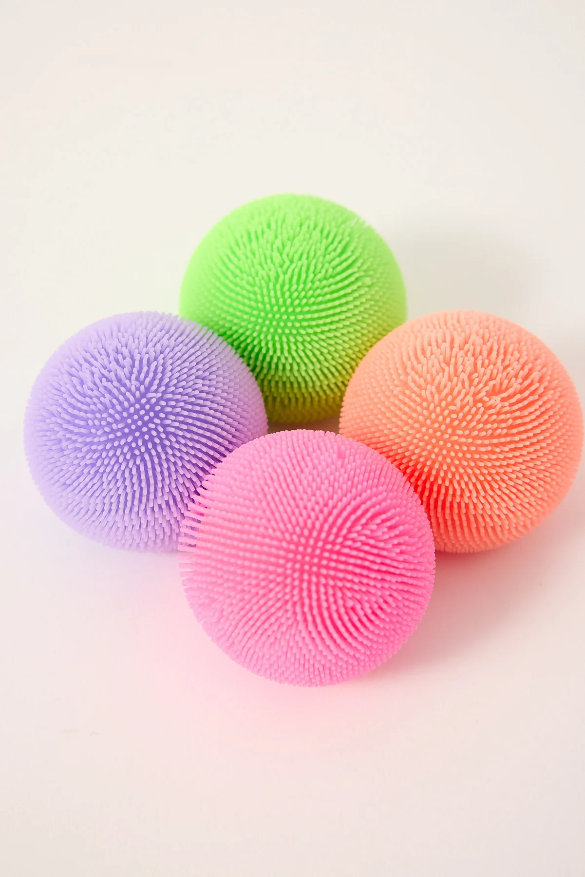 William Valentine Fuzz Ball Teenie Nee Doh Multi Pack Assorted - Image 3