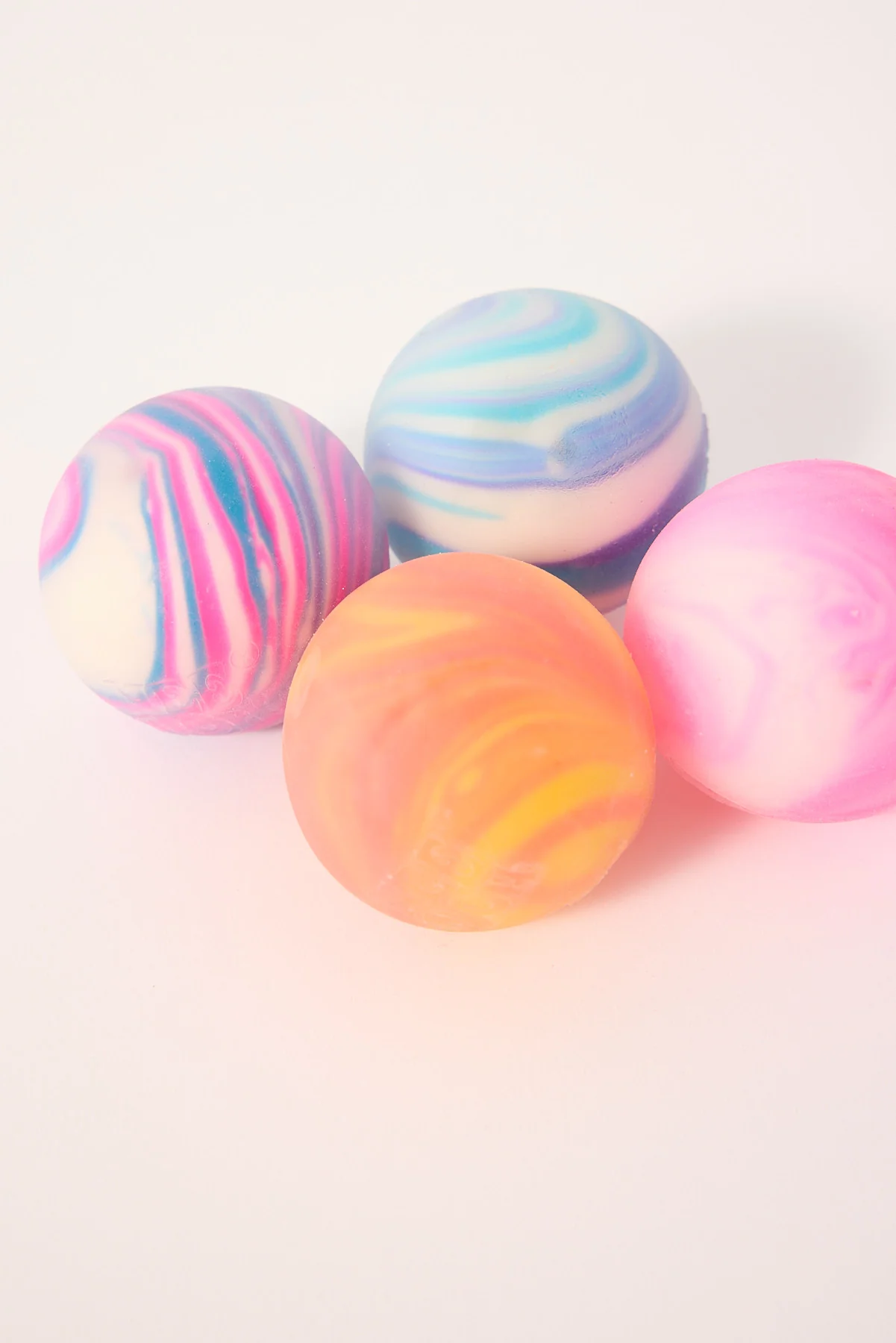 William Valentine Swirl Teenie (Multi-Pack) Nee Doh Assorted - Image 5