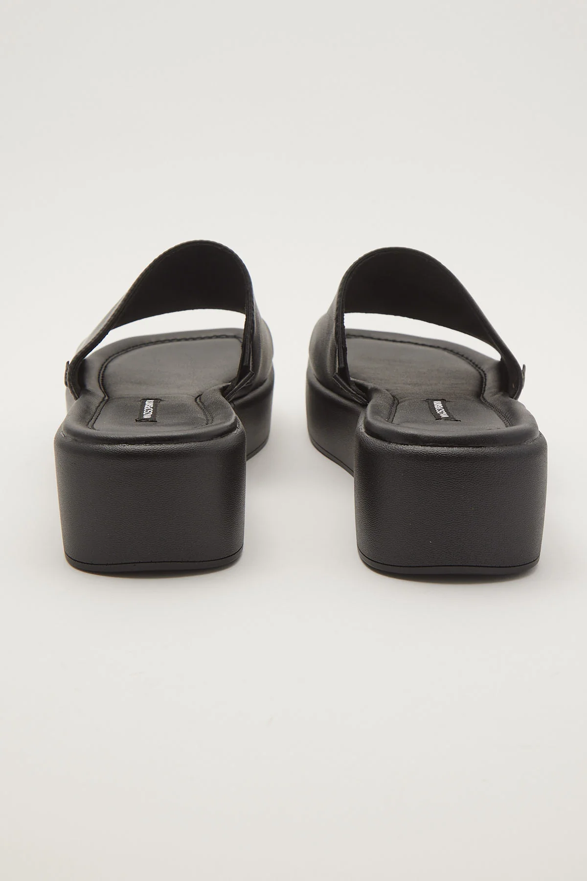 Windsor Smith Shook Wedge Black - Image 2