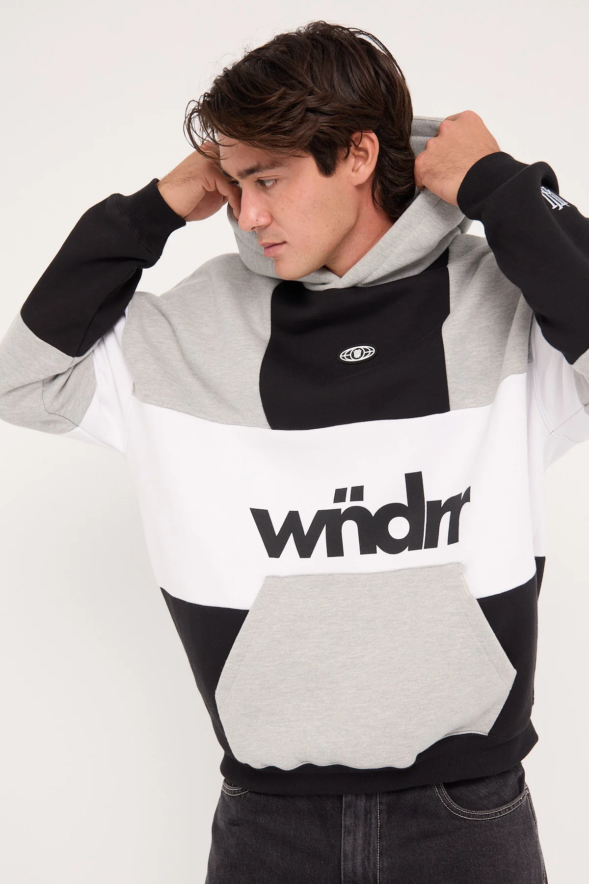 Wndrr Global Panel Hood Sweat Black/Grey Marle - Image 4