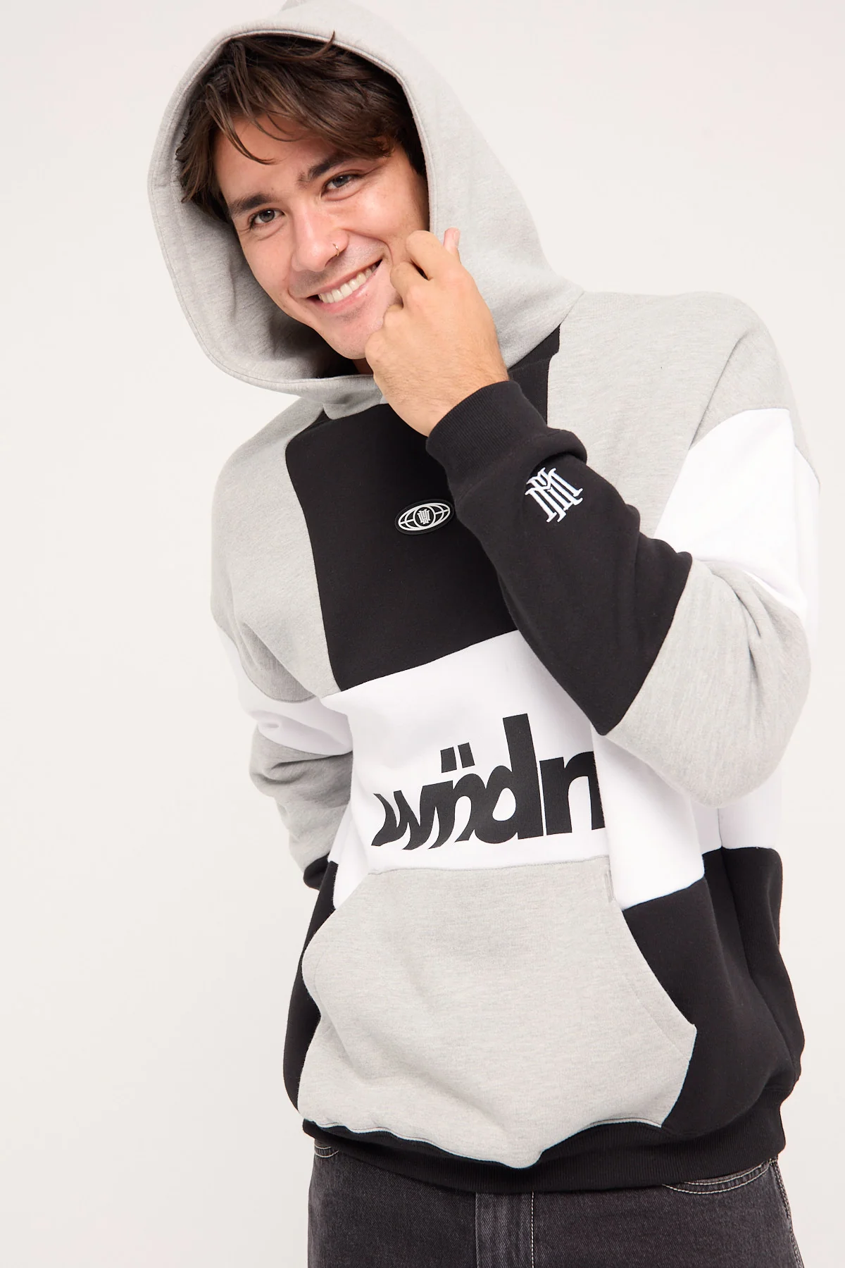 Wndrr Global Panel Hood Sweat Black/Grey Marle - Image 7