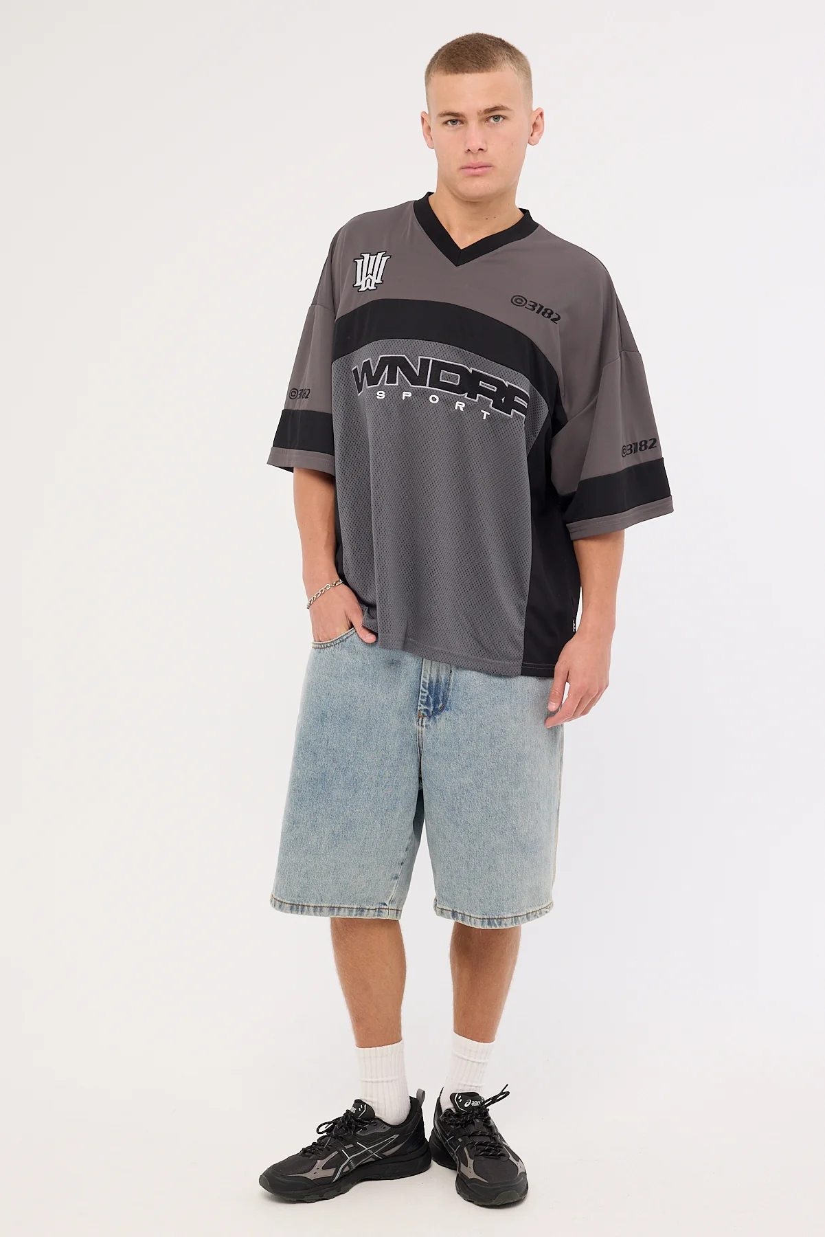 Wndrr Stadium Quarterback Jersey Iron/Black - Image 3