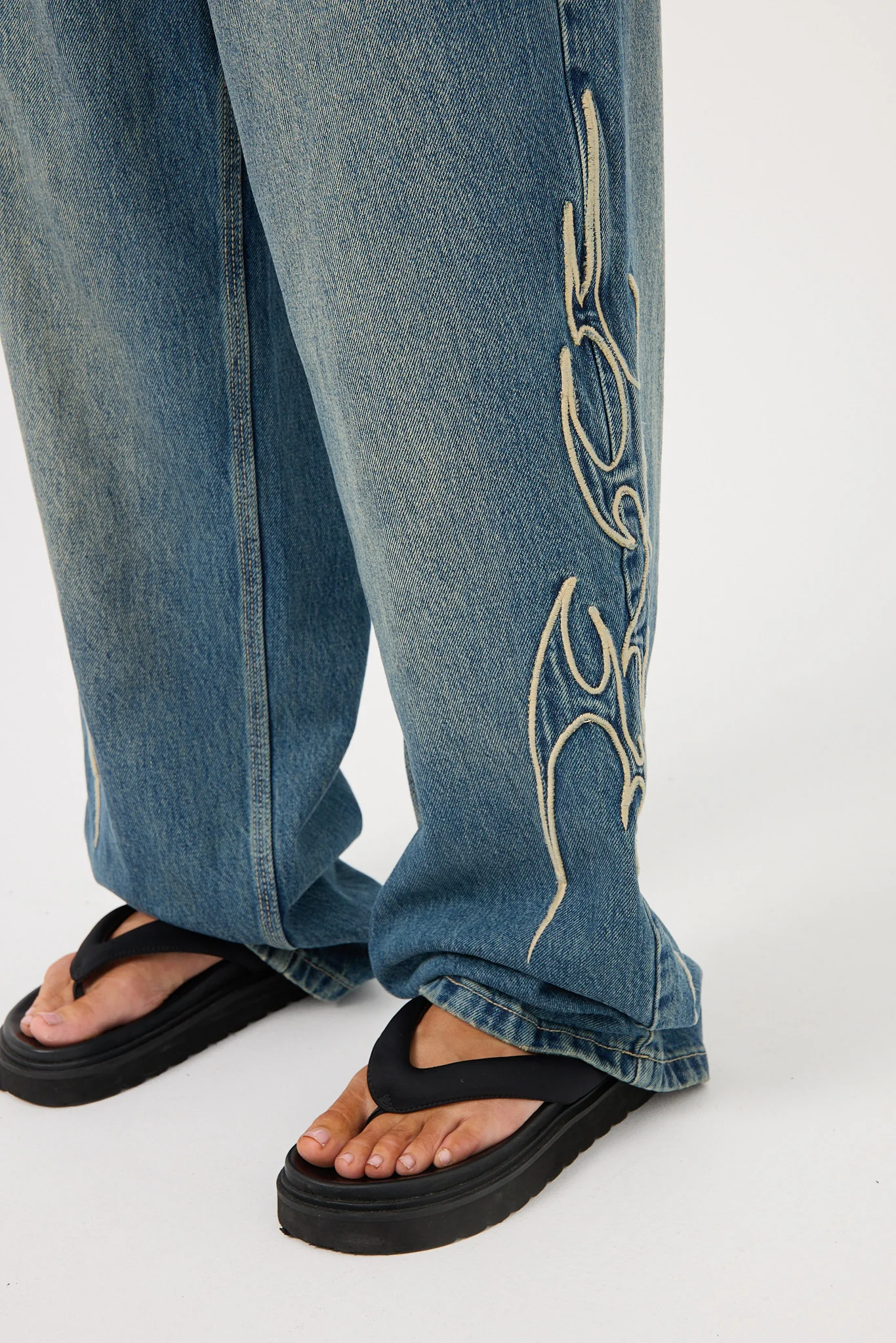 Worship At Peace Big Baggy Jean Dirty Mid Blue - Image 6
