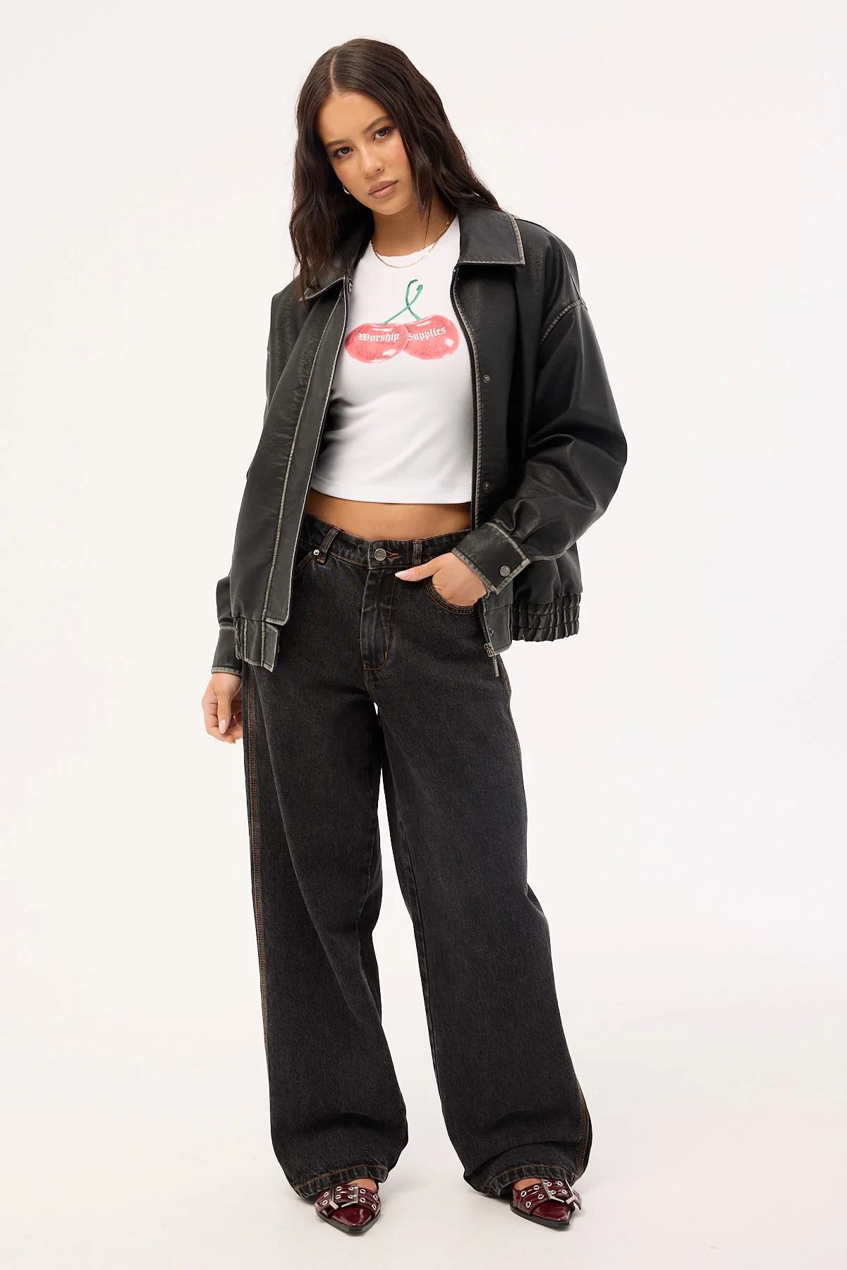Worship Hangtime Sloucher Jean Black Rinse