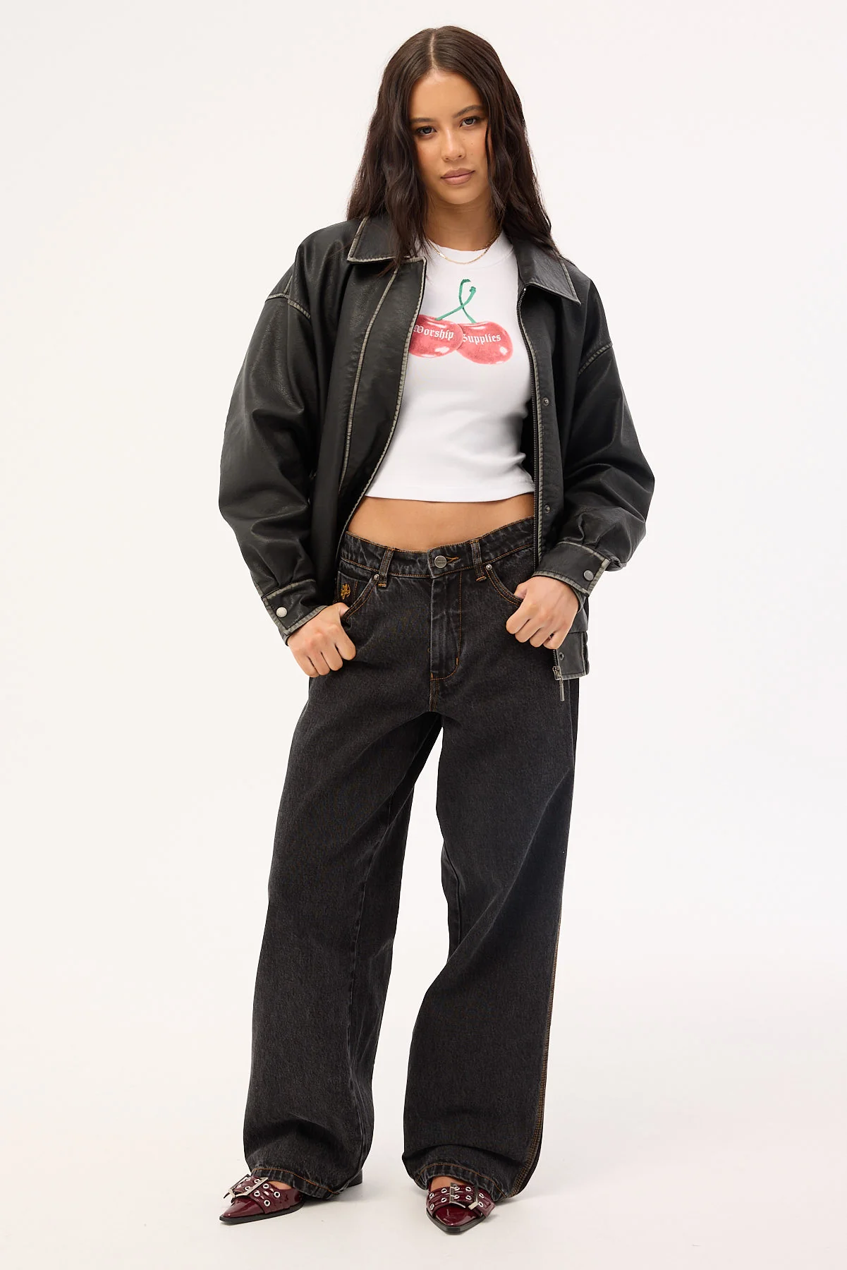 Worship Hangtime Sloucher Jean Black Rinse - Image 2