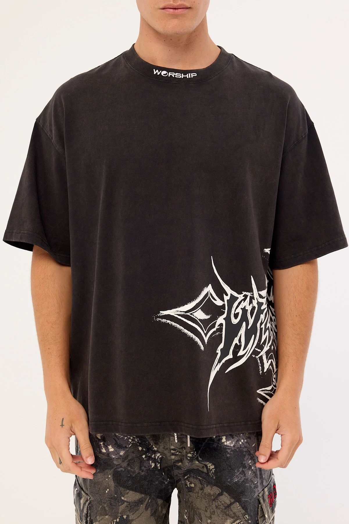 Worship Metalx Oversized Tee Faded Black - Image 6