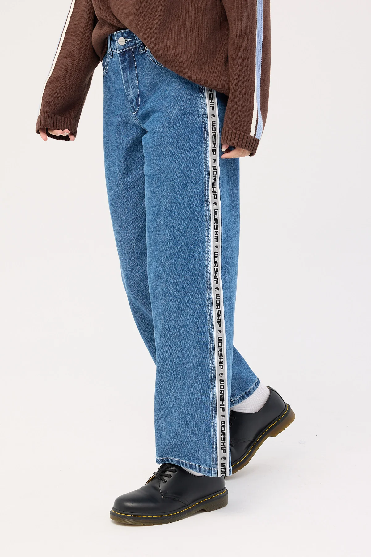 Worship Pacer Sloucher Jean Steady Mid Blue - Image 5