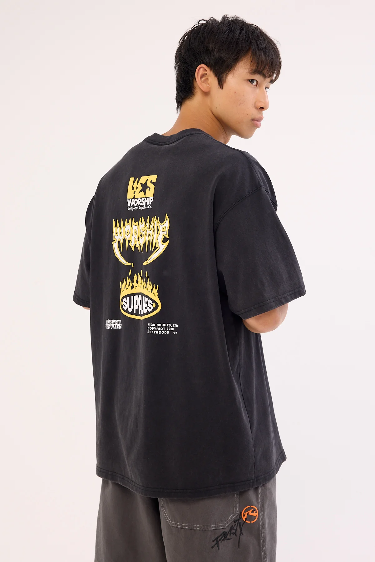 Worship Pile Up Oversize Tee Black