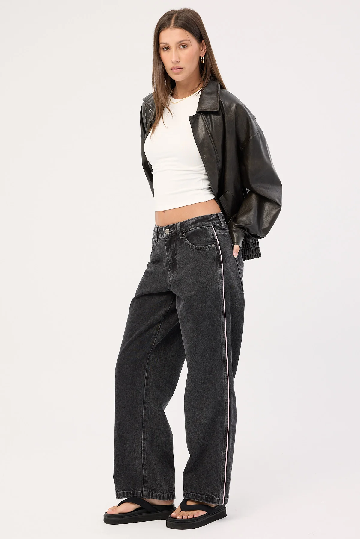 Worship Punter Sloucher Jean Black Rinse - Image 4