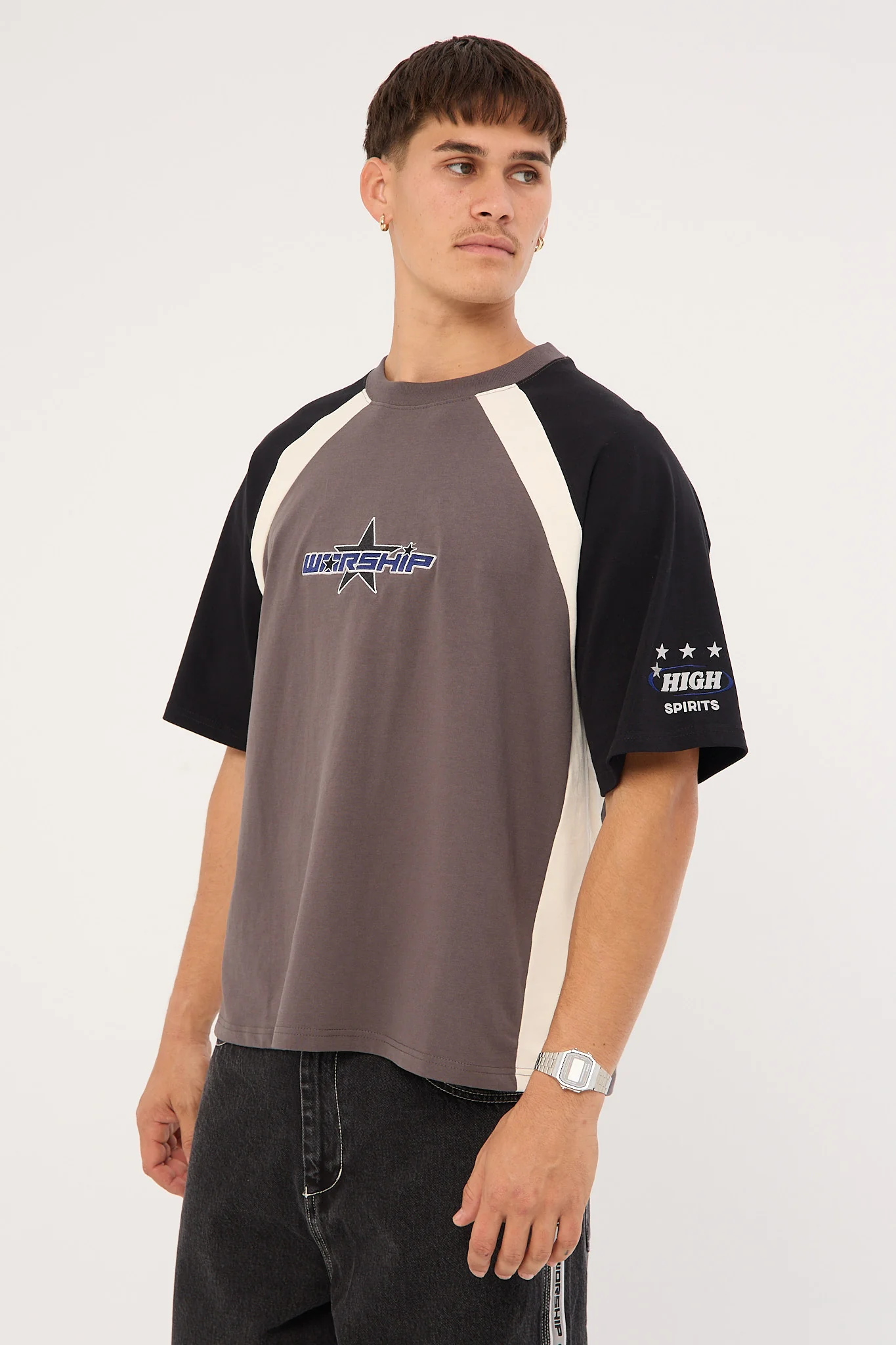 Worship Shooter Oversize Raglan Tee Zine - Image 4