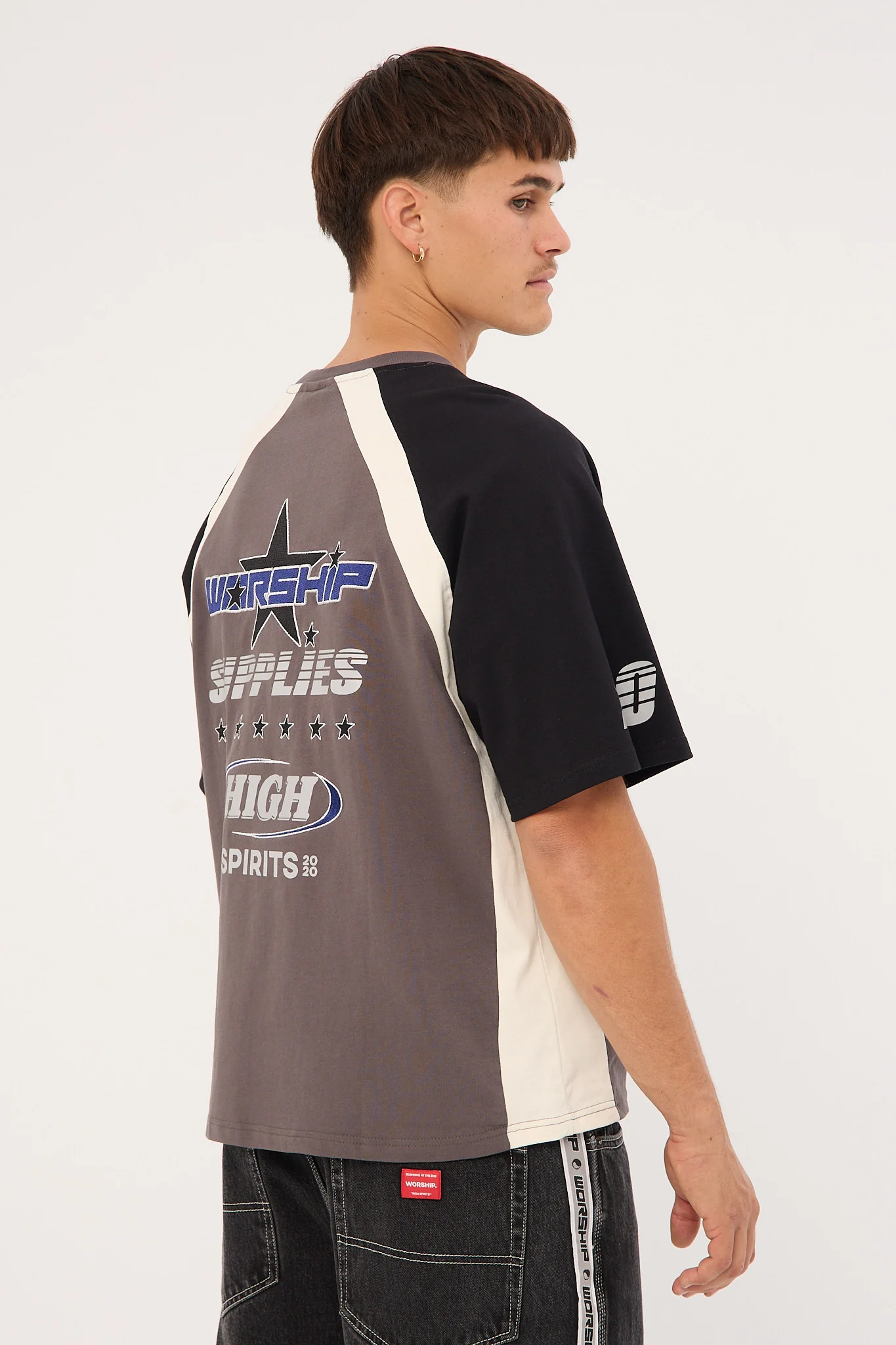 Worship Shooter Oversize Raglan Tee Zine - Image 5