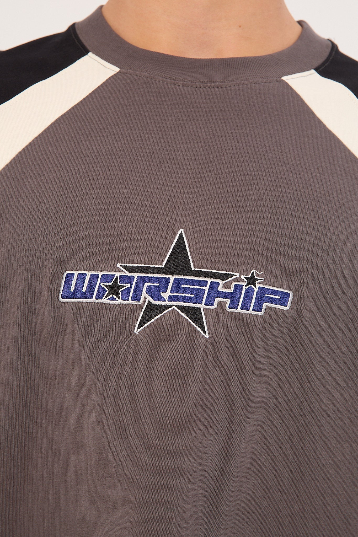 Worship Shooter Oversize Raglan Tee Zine - Image 7