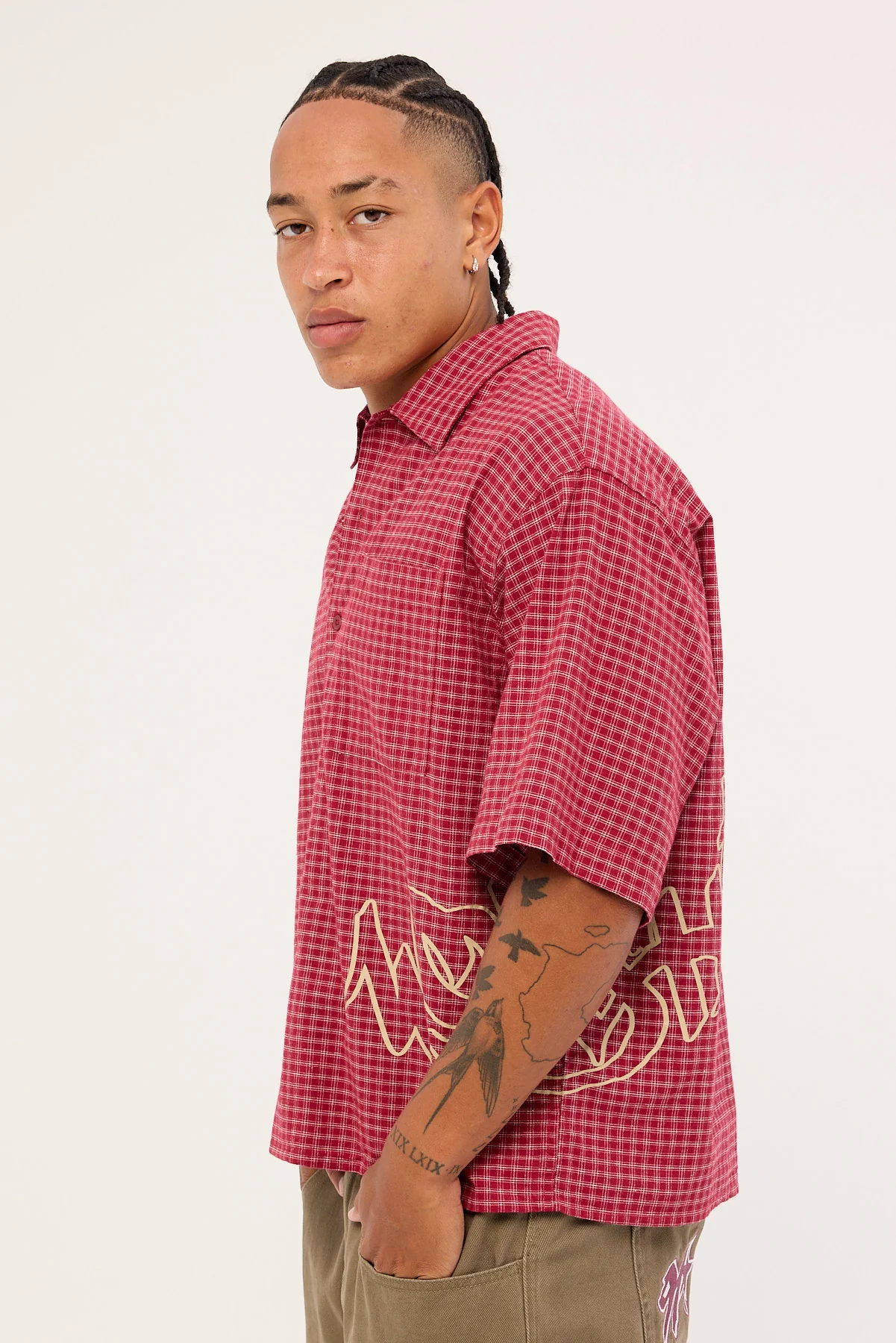 Worship Spray Check Box Crop Shirt Puddle Burgundy - Image 3