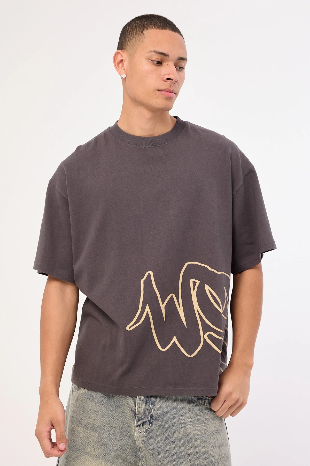 Worship Sprays Oversized Tee Worn Black - Image 3