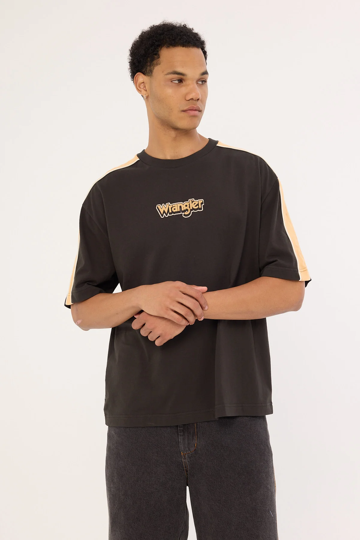 Wrangler Boxcar Panel Tee Worn Black