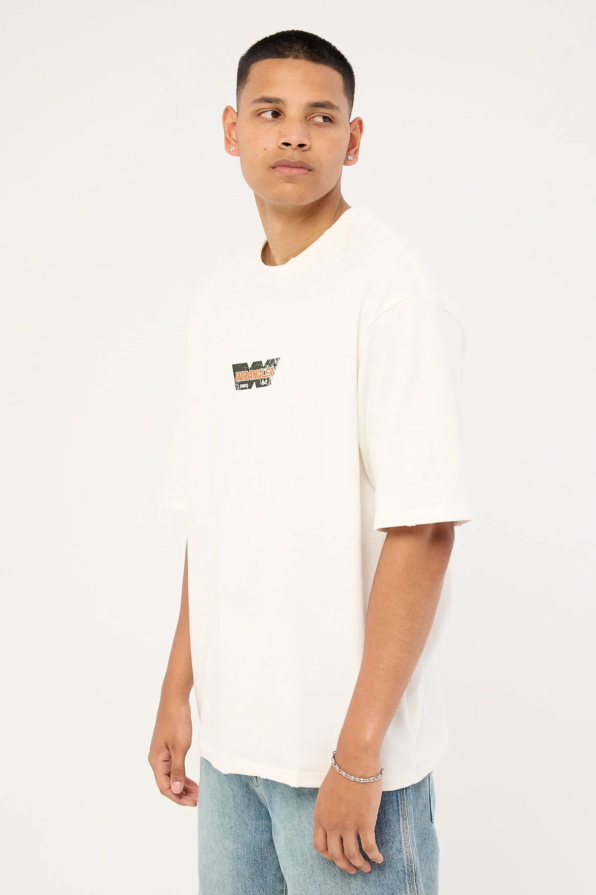 Wrangler Durable Slacker Tee Vintage White - Image 4
