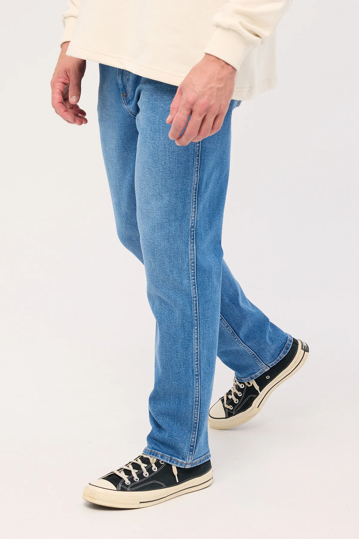 Wrangler Eazy Straight Darkster Blue - Image 3