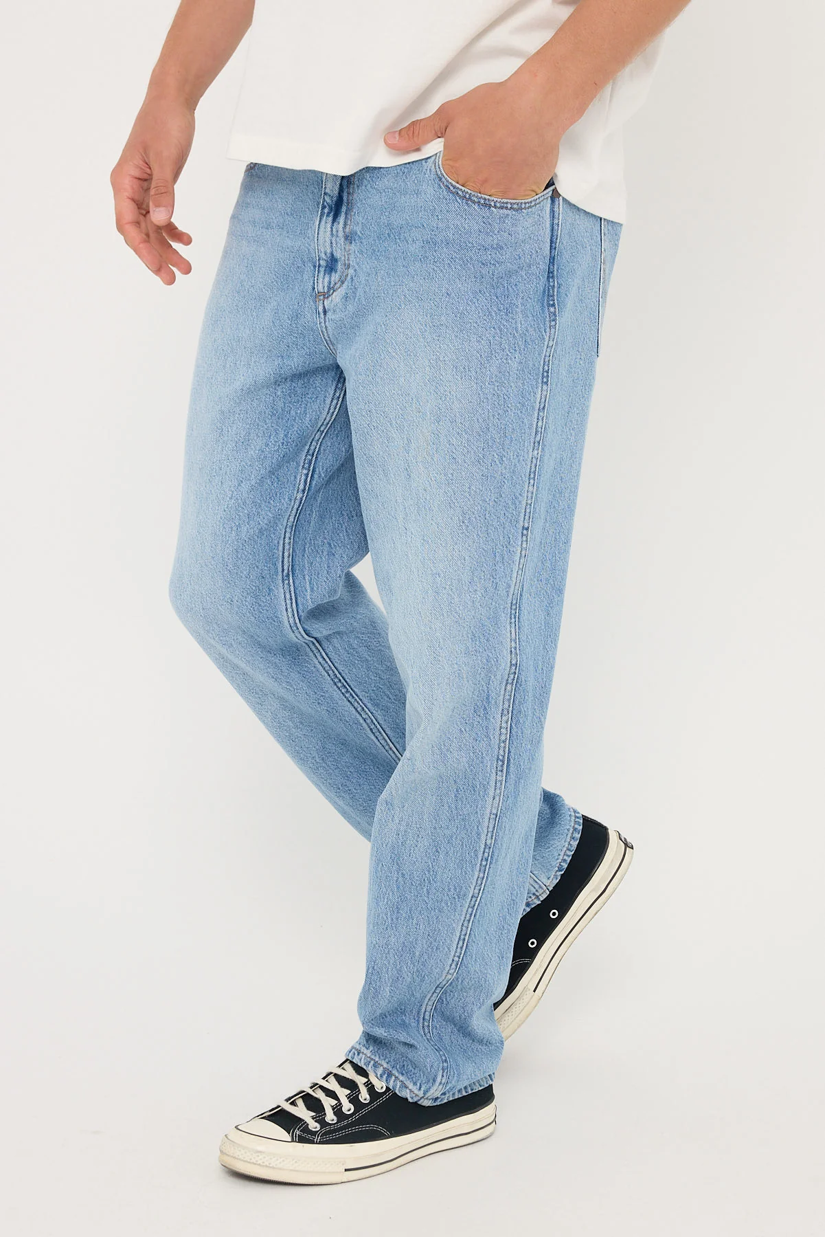 Wrangler Eazy Straight Daybreak Blue - Image 4