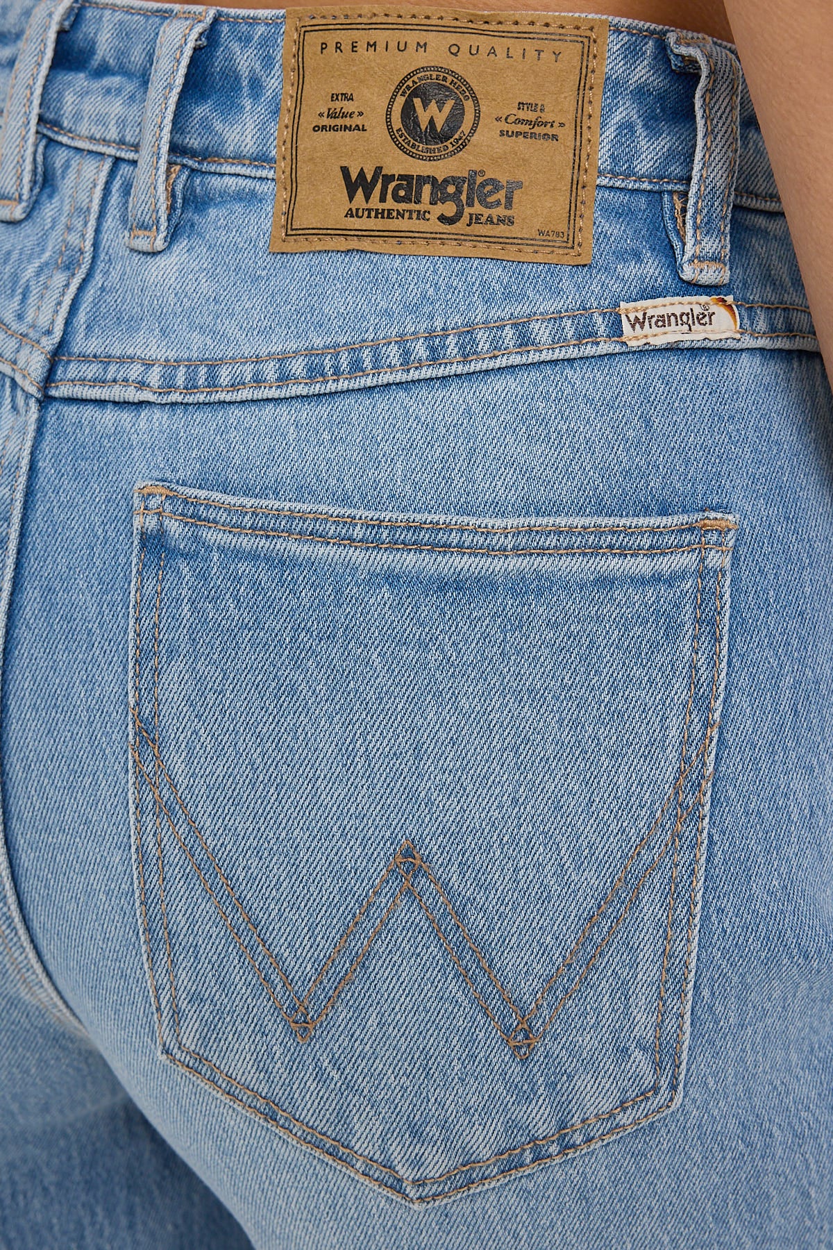 Wrangler Hi Bells Jean Infinite Sky - Image 4