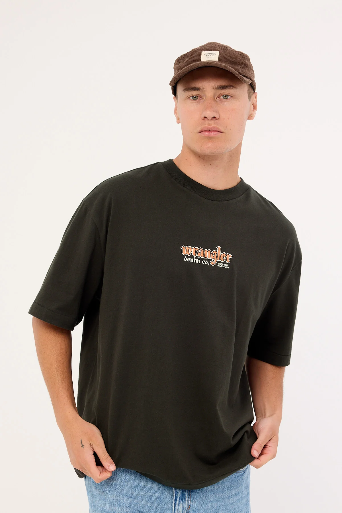 Wrangler Old West Boxcar Tee Worn Black