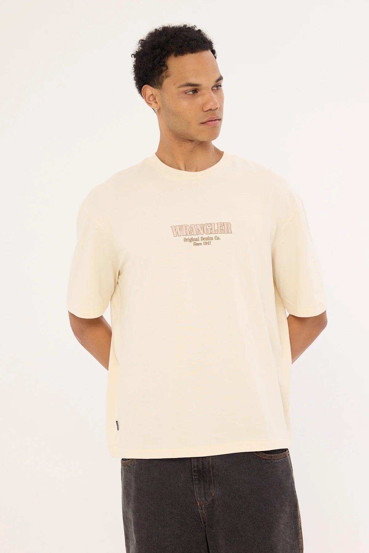 Wrangler Regulator Slacker Tee Ecru - Image 4