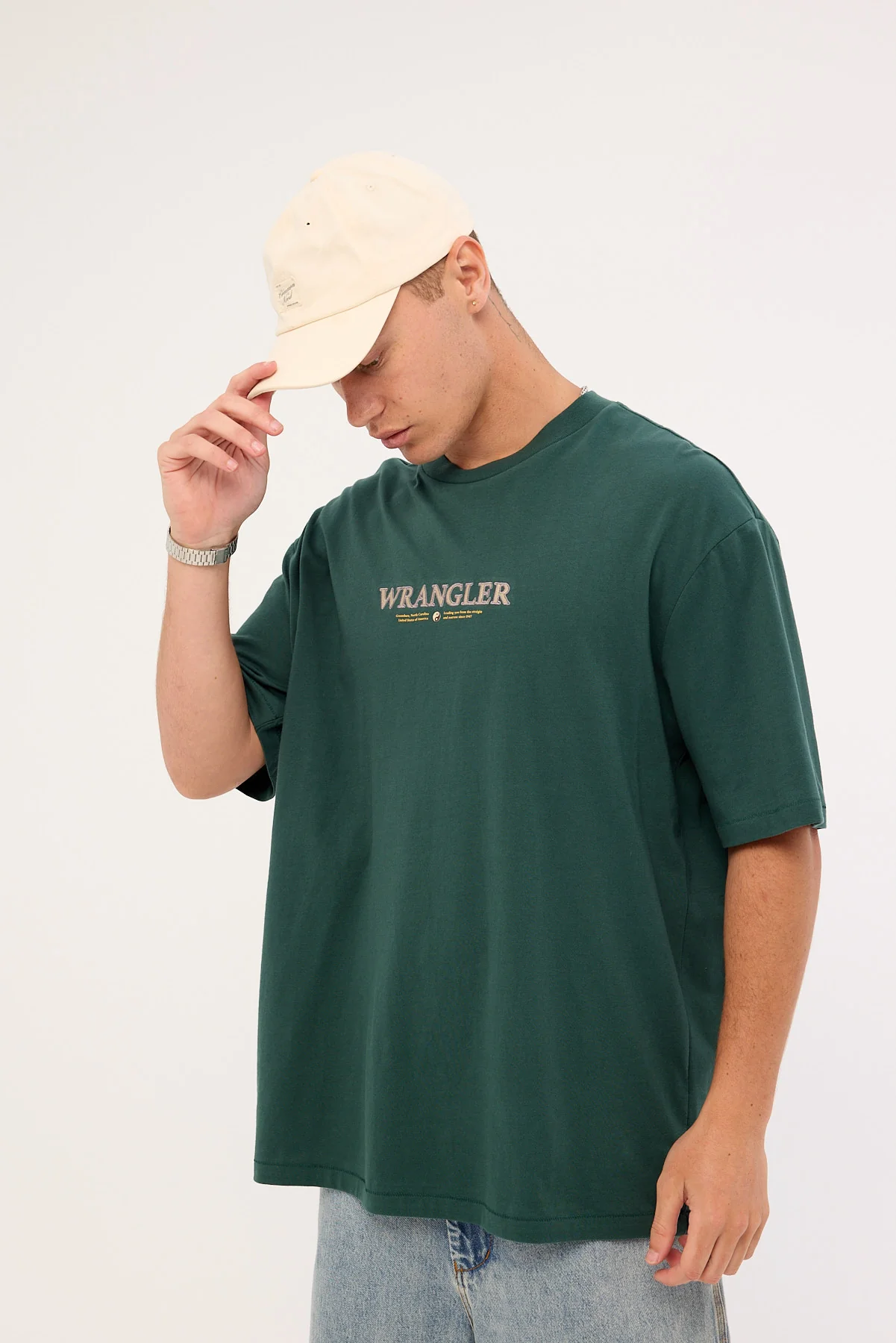 Wrangler Revival Slacker Tee Dark Pine - Image 4