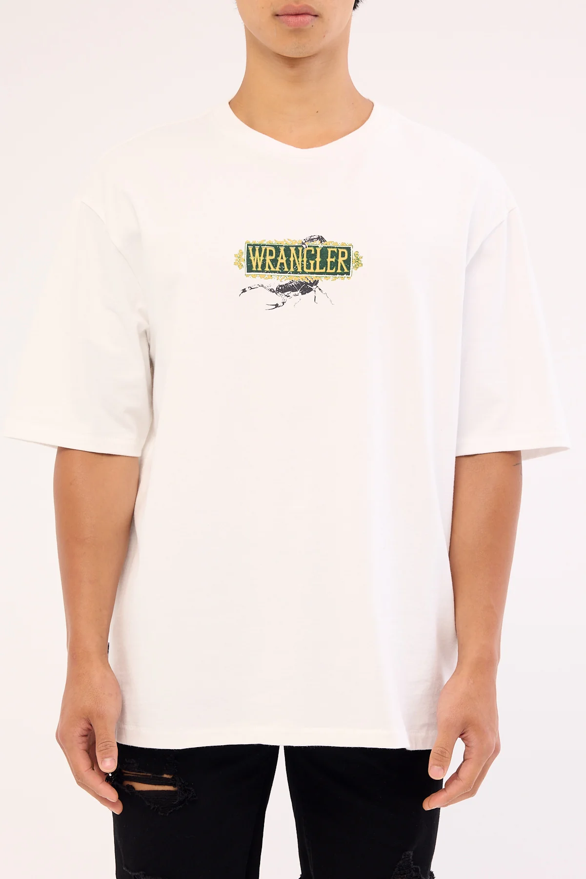 Wrangler Scorpio Slacker Tee White - Image 6