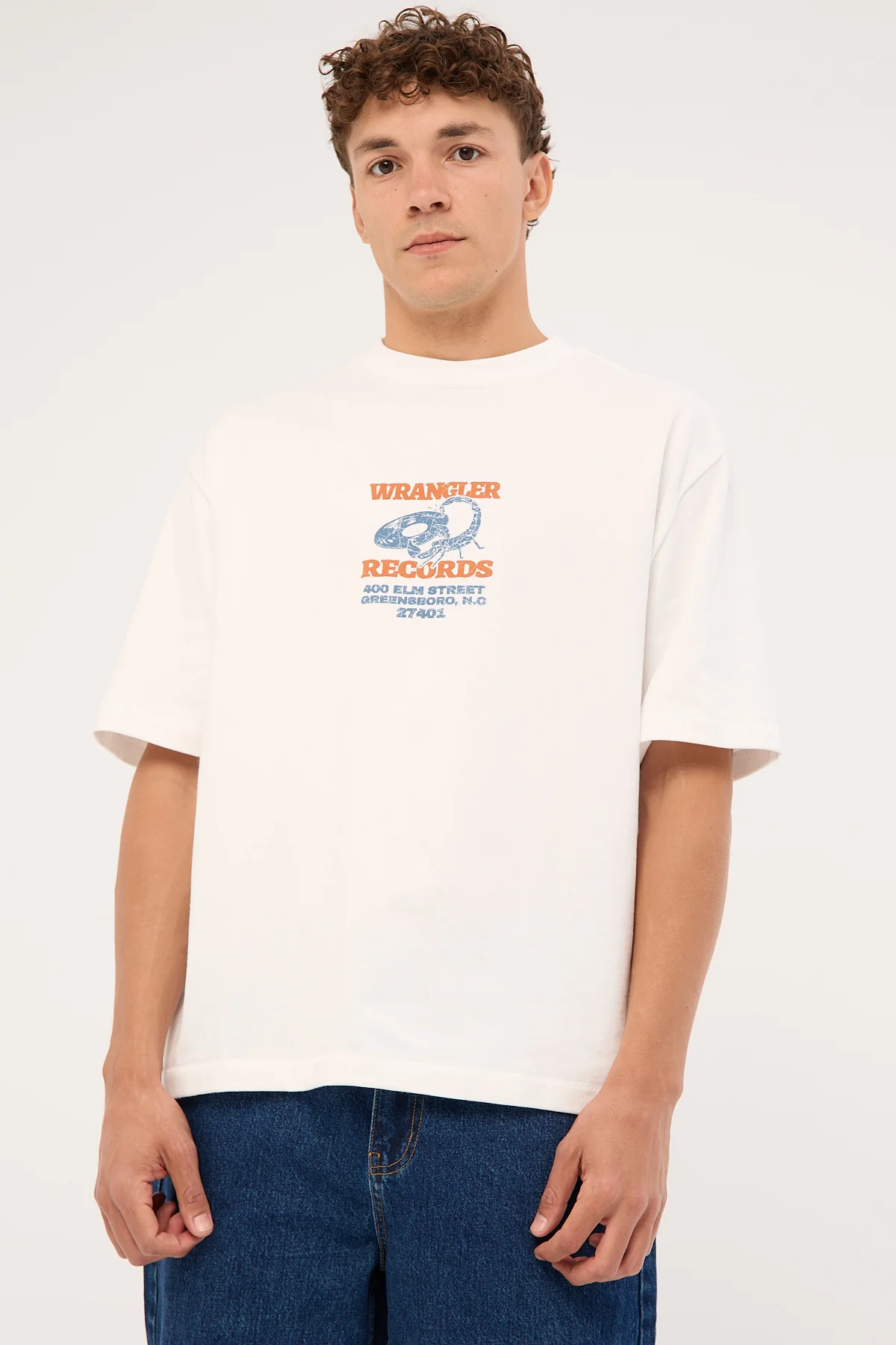Wrangler Scratch Boxcar Tee White - Image 2