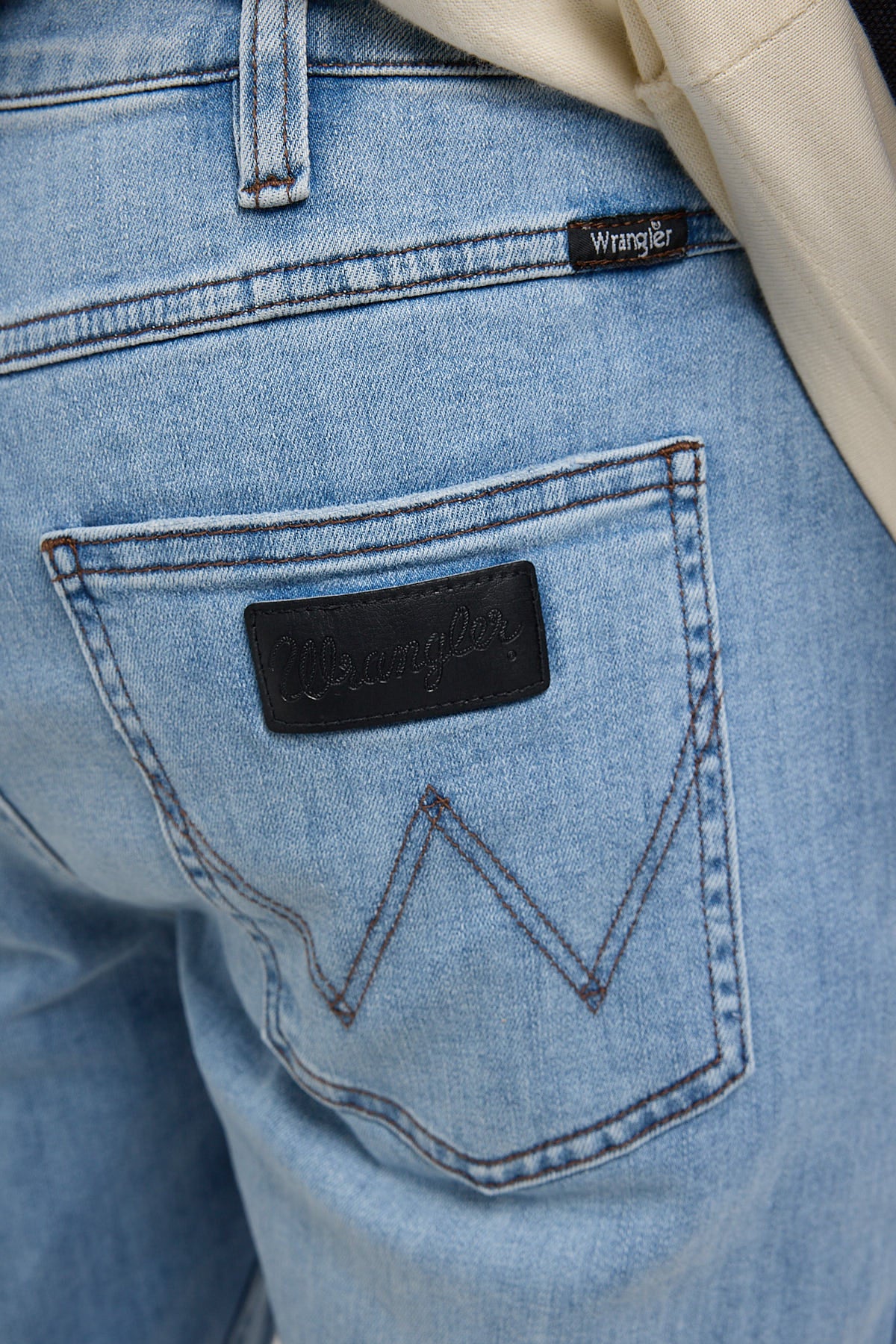 Wrangler Sid Crop Jean Whiplash Blue - Image 7