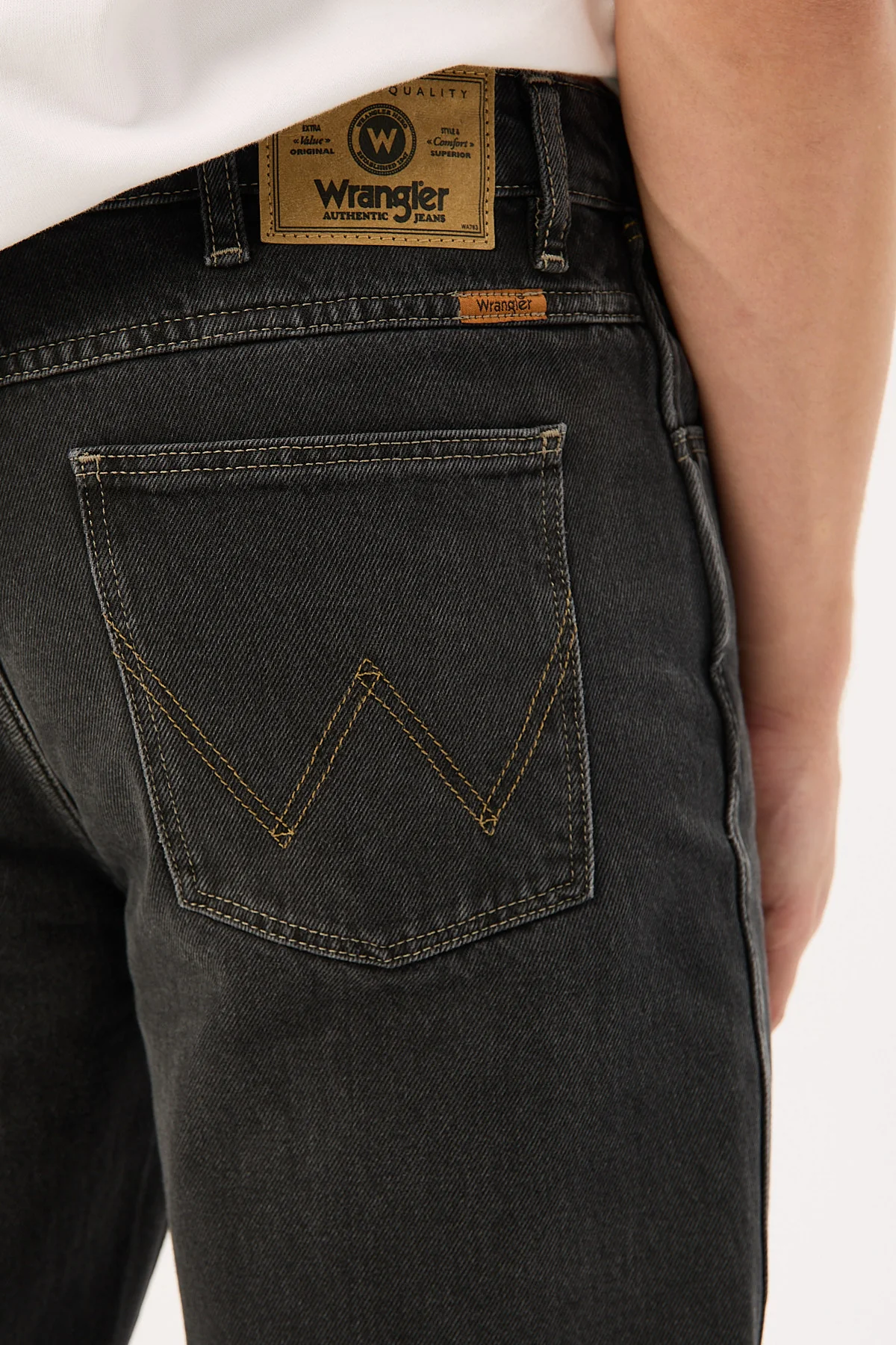 Wrangler Slacker Jean Dusk Black - Image 8