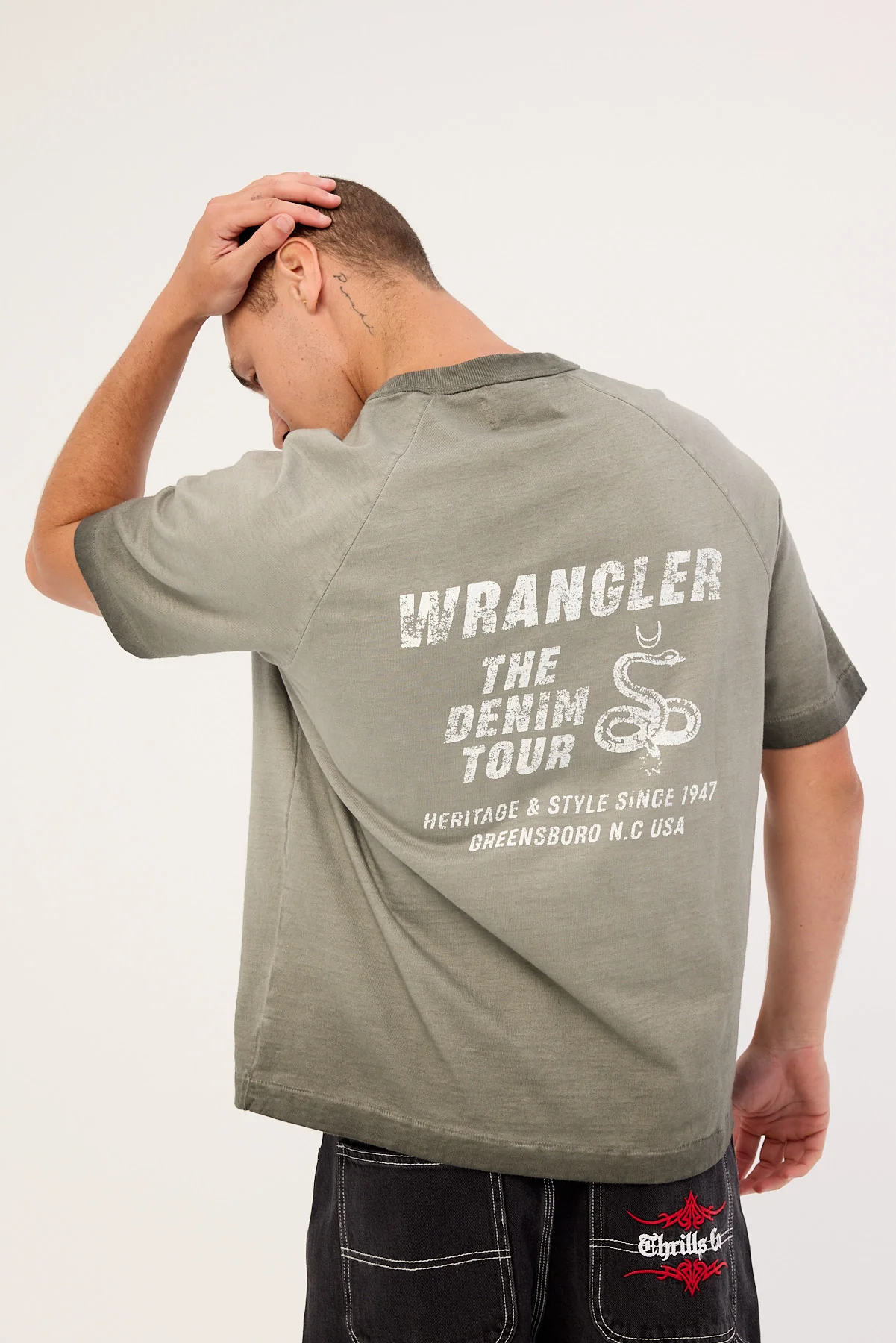 Wrangler Tour Boxy Raglan Tee Burnout Grey
