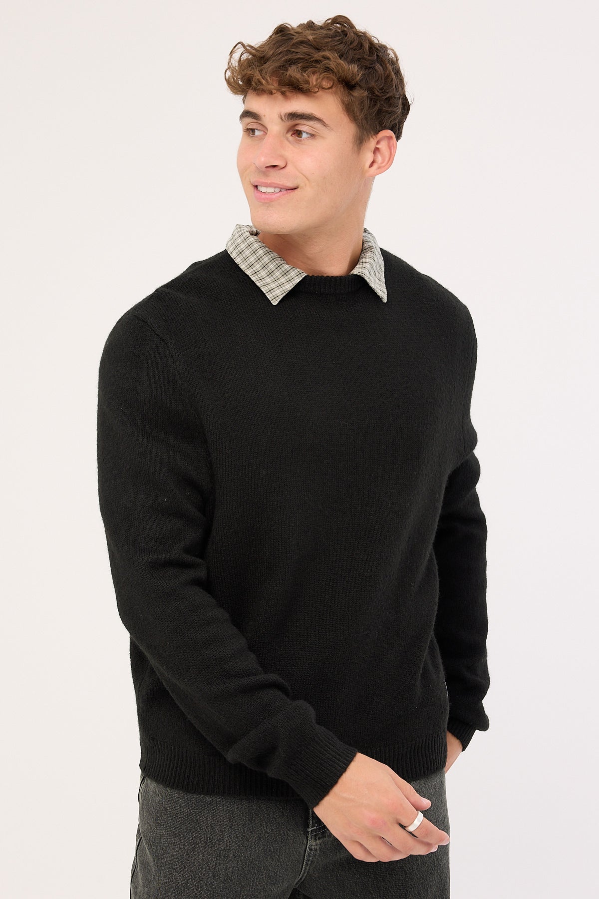 Xlarge 91 Star Knit Sweater Black - Image 3