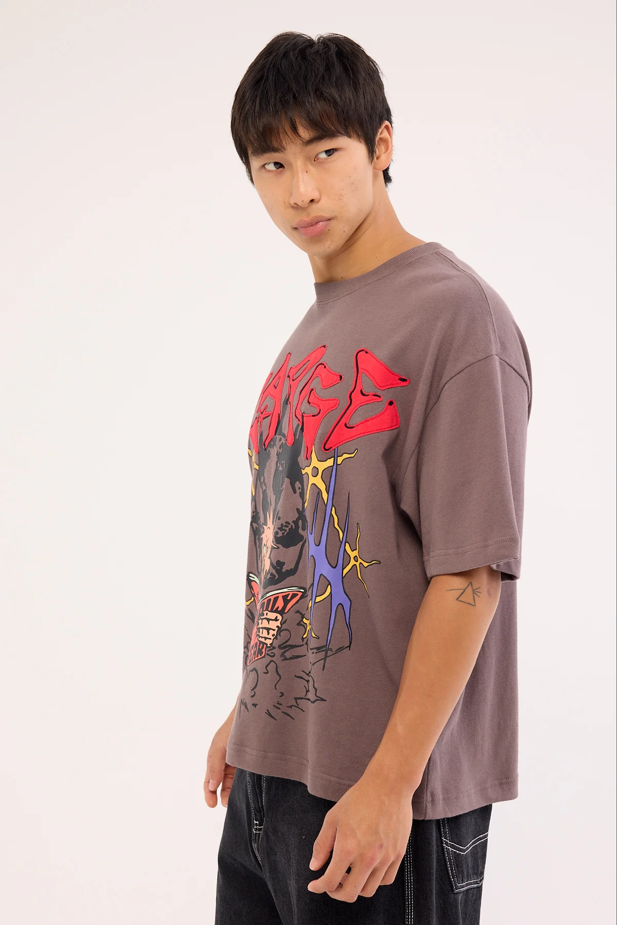 Xlarge Daily Gorilla Fit SS Tee Pigment Mocha - Image 4